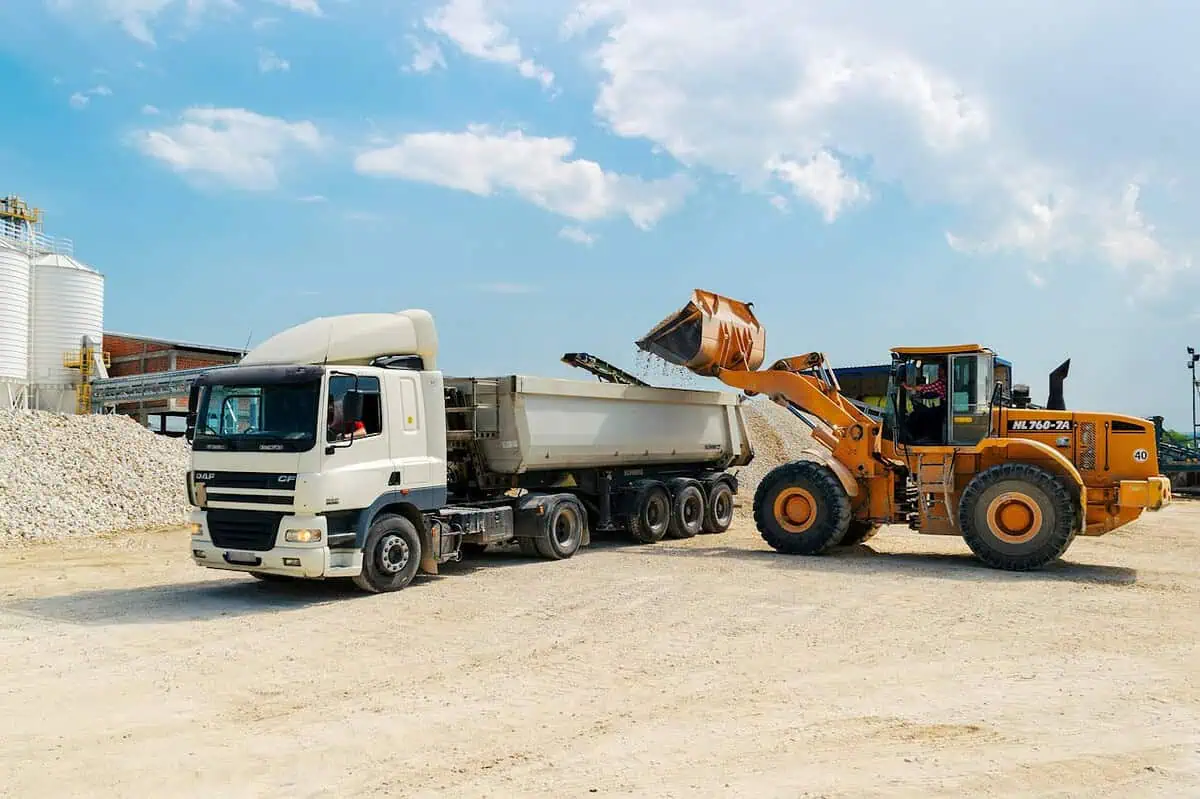 Caterpillar serwis: mobilna obsługa, przeglądy i naprawy bez przestojów